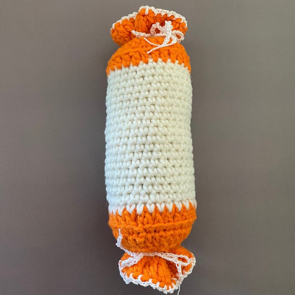 Candy toy, basket design